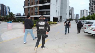 Mersinde siber polisinden çifte operasyon: 5 gözaltı