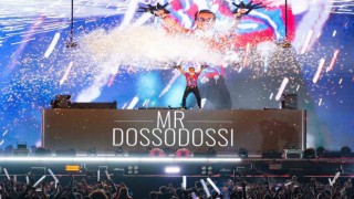 Mr. Dosso Dossi Dj setinin başına geçti, yüzbinleri eğlendirdi
