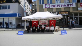 Muşta ailelerin evlat nöbeti devam ediyor