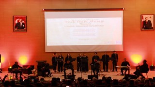 Müzik öğretmenlerinden Türk Halk Müziği konseri