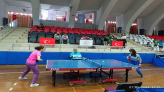 Nazillili özel sporcular madalyaları topladı