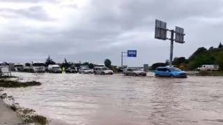 Nevşehirde sağanak ulaşımda aksamalara neden oldu