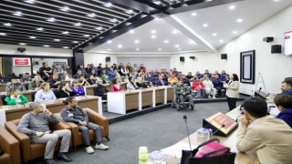 Niğdede Belediye Personeline “Diksiyon Ve Etkili İletişim” Semineri