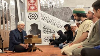Öğrenciler 28 ilde İstanbulun fethi ve özgür Kudüs için sabah namazında buluştu