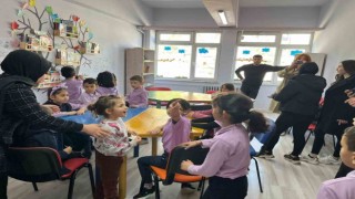Öğrenciler sosyal sorumluluk projeleriyle tam not aldı