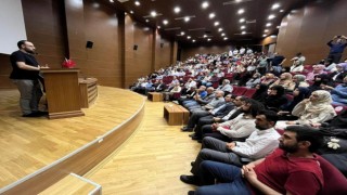 Op. Dr. Kamacı Gazzedeki vahşeti öğrencilere anlattı