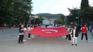 Osmanelide Gençlik Yürüyüşü yapıldı