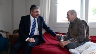 Osmaniye Valisi 76 Yıllık Evli Çifti Ziyaret Etti