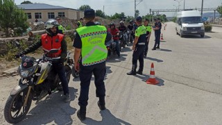 Osmaniye'de Motosiklet Denetimlerinde 114 Sürücüye Ceza