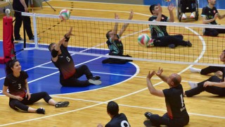 Oturarak Voleybol Heyecanı Osmaniye'de