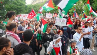 Paris'te Filistin'e destek İsrail'e tepki: “Masum çocukları öldürmekten vazgeçin”