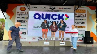 Polatlılı yüzücüden 3 altın madalya