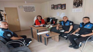 Polis ekipleri mahalle muhtarlarını ziyaret etti