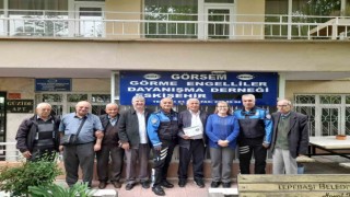 Polis ekiplerinden engelli vatandaşlara ziyaret