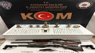 Polis ekiplerinden tarihi eser kaçakçılığına yönelik operasyon