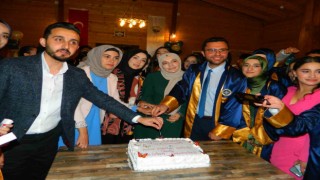 Posof Meslek Yüksek Okulunda mezuniyet coşkusu