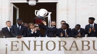 Real Madrid, şampiyonluk turu attı