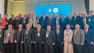 Rektör Çomaklı, Baküde gerçekleşen TÜRKÜNİB toplantısına katıldı