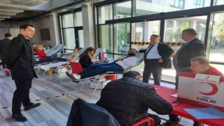 Rektör Özölçer kan bağışı organizasyonuna katıldı