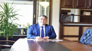 Rektör Özölçerden Anneler Günü mesajı