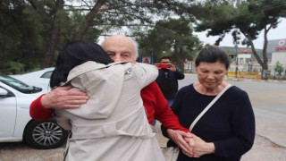 Resmi Gazetede yayınlanan kararla affedilen 28 Şubat davası sanıklarından Orgeneral Çetin Doğan, tutuklu bulunduğu Buca Kırıklar 1 Nolu F Tipi Cezaevinden tahliye edildi.