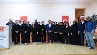 Şair Abdurrahim Karakoç şiirleriyle anıldı