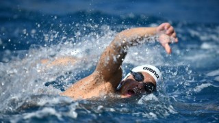 Şampiyonluk için kulaç attılar