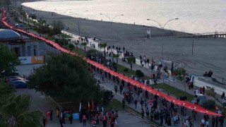 Samsunda 1919 metrelik dev bayrakla yürüyüş düzenlendi
