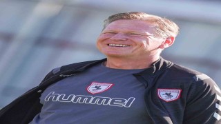 Samsunspor: “Gisdol yeni sezonda bizimle devam etmek istemiyor”