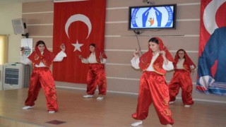 Sergiledikleri gösterilerle engelleri aştılar