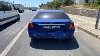 Seyir halinde önündeki araca çarptı