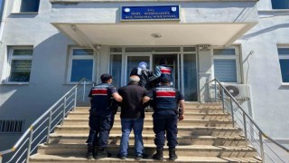 Silahlı terör örgütüne üye oldukları ileri sürülen 2 kişi İstanbulda yakalandı