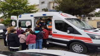 Sınıfta biber gazı topu patladı: 25 öğrenci hastanelik oldu