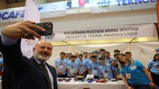 Sınır tanımayan teknoloji festivalinde gençlerin hayalleri gerçekleşiyor