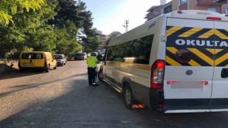 Sinopta 3 servis aracına ceza