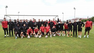 Sivasspor sezonun son antrenmanını gerçekleştirdi