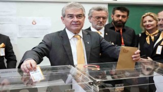 Süheyl Batum oyunu kullandı