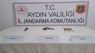 Şüpheli şahsın üzerinden tabanca ele geçirildi