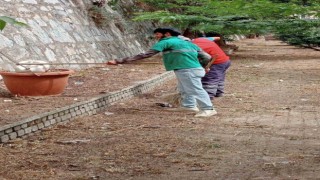 Tabakhane Deresinin çevresi temizleniyor