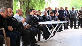 Taşkın, Alişar Mahallesi sakinleriyle bir araya geldi