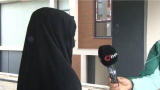 Tesettürü olduğu için komşularının saldırısına uğrayan kadın: “Evime girmeye korkuyorum”