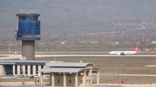 Tokatta uçan Türk Hava Yolları biletleri yolcuyu Sivasa kaçırdı