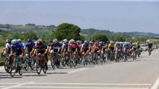 Tour Of heyecanı Sakaryada sürüyor: Podyumda 2 Türk pedal