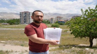 Trafik kazasında kaybettiği babası için adalet istiyor