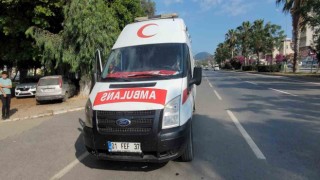 Trafikten men edilen sahte plakalı ambulansla kaçak sigara ticareti polise takıldı