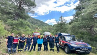 Trekking yaparken düşüp yaralanan vatandaş hastaneye kaldırıldı