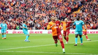 Trendyol Süper Lig: Galatasaray: 2 - Sivasspor: 0 (İlk yarı)