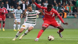 Trendyol Süper Lig: Konyaspor: 3 - Samsunspor: 0 (İlk yarı)