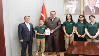 Türk hikayesini Almancaya çevirdiler
