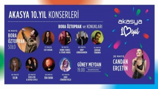 Türk pop müziğinin ünlü isimleri, Akasyanın 10uncu yılı için sahnede